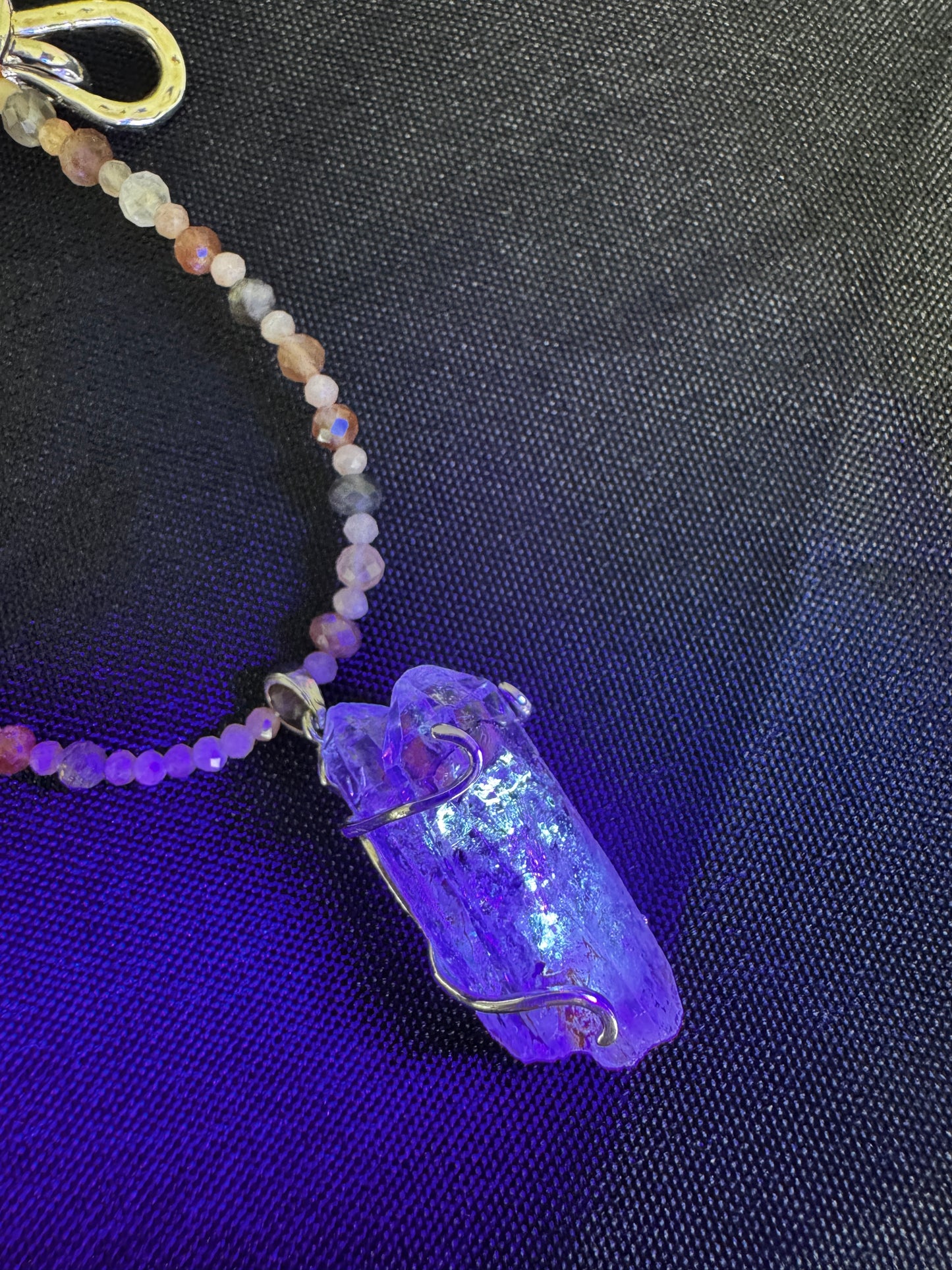 *TWIN* Pink Petroleum Enhydro Quartz Necklace