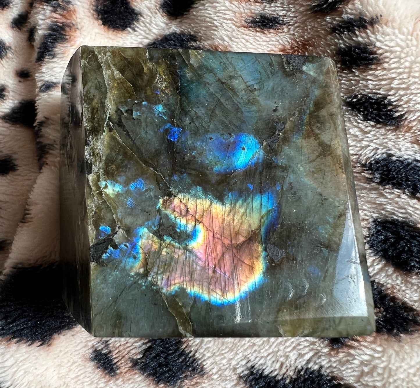 Stunning Labradorite Free Cut Crystal 256 Grams